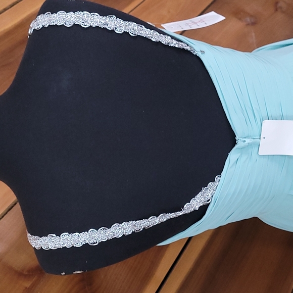 NEW! Allure Prom / Formal Mint Long Dress - Picture 5 of 9